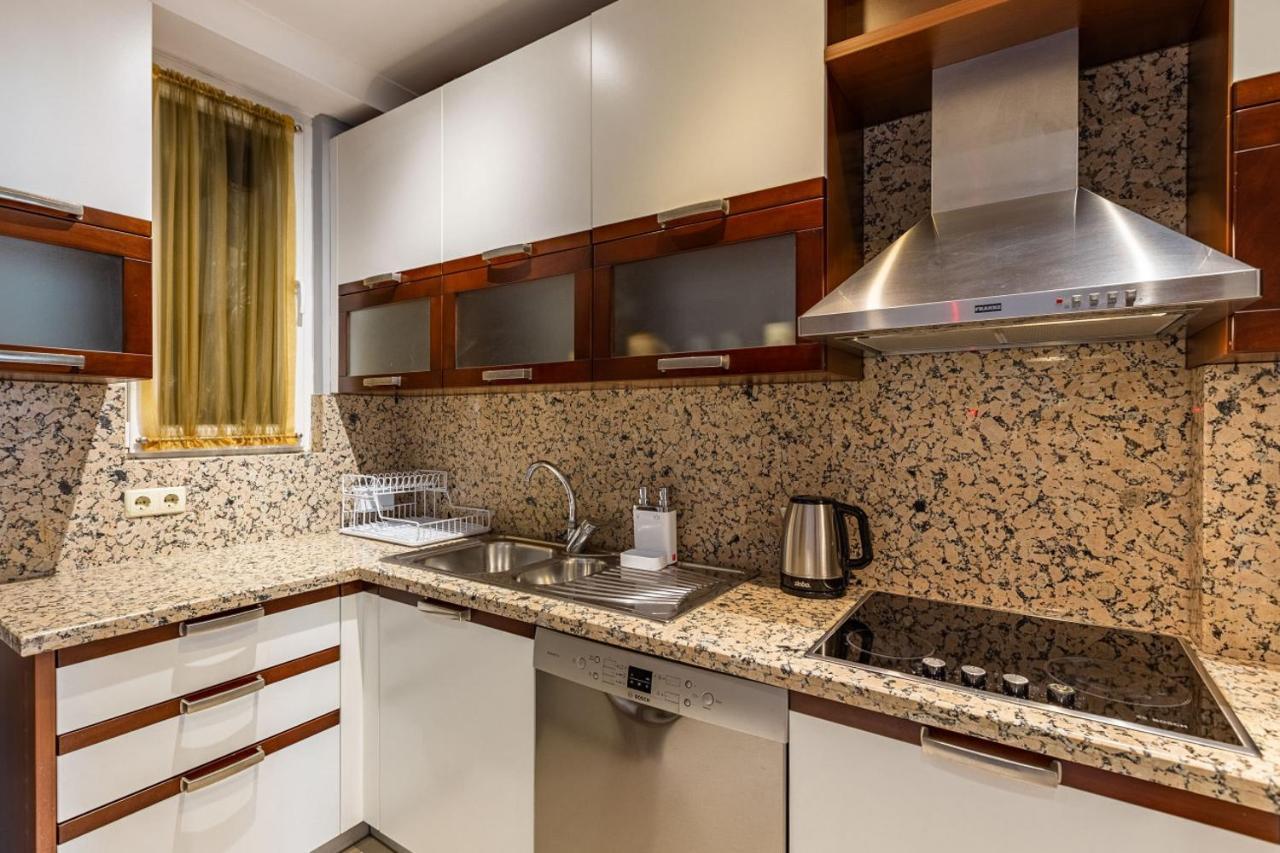 Outstanding Flat With Calming View Nisantasi Apartment Istanbul Bagian luar foto